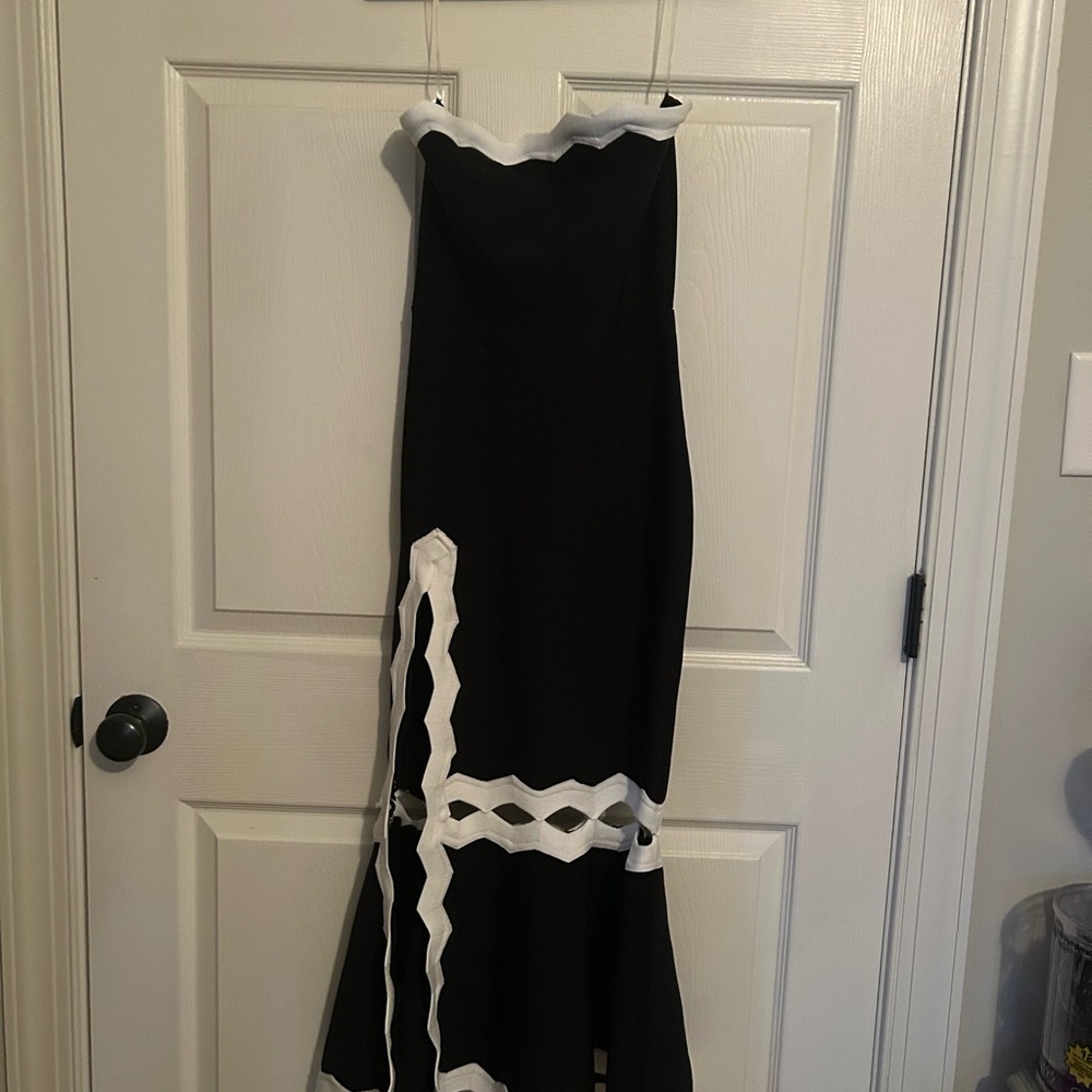 Chic Strapless Black and White Dress